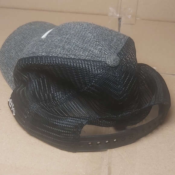 Baseball Cap/Hat - Picture 3 of 6